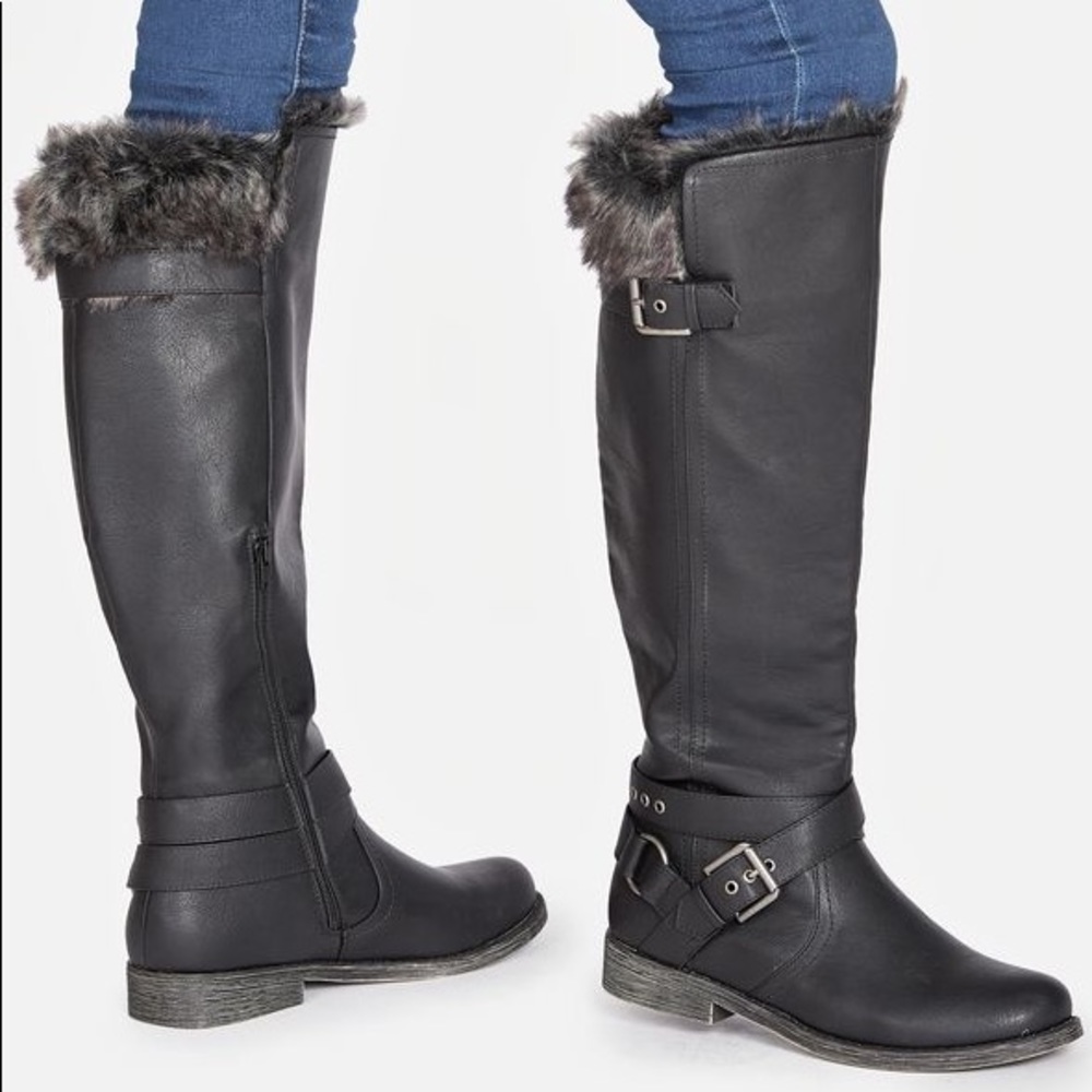 EUC JustFab Knee High “Aurista” Faux Leather Boots